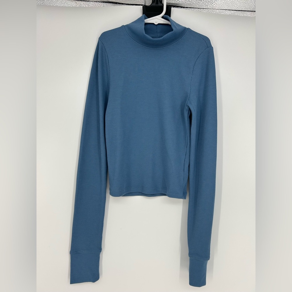 "NWT" American Eagle Blue Waffle Knit Turtleneck Sweater- Size XS Preppy